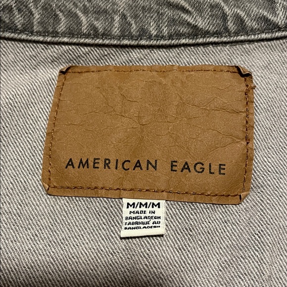American Eagle 🦅 Gray Denim Jacket - Picture 2 of 2